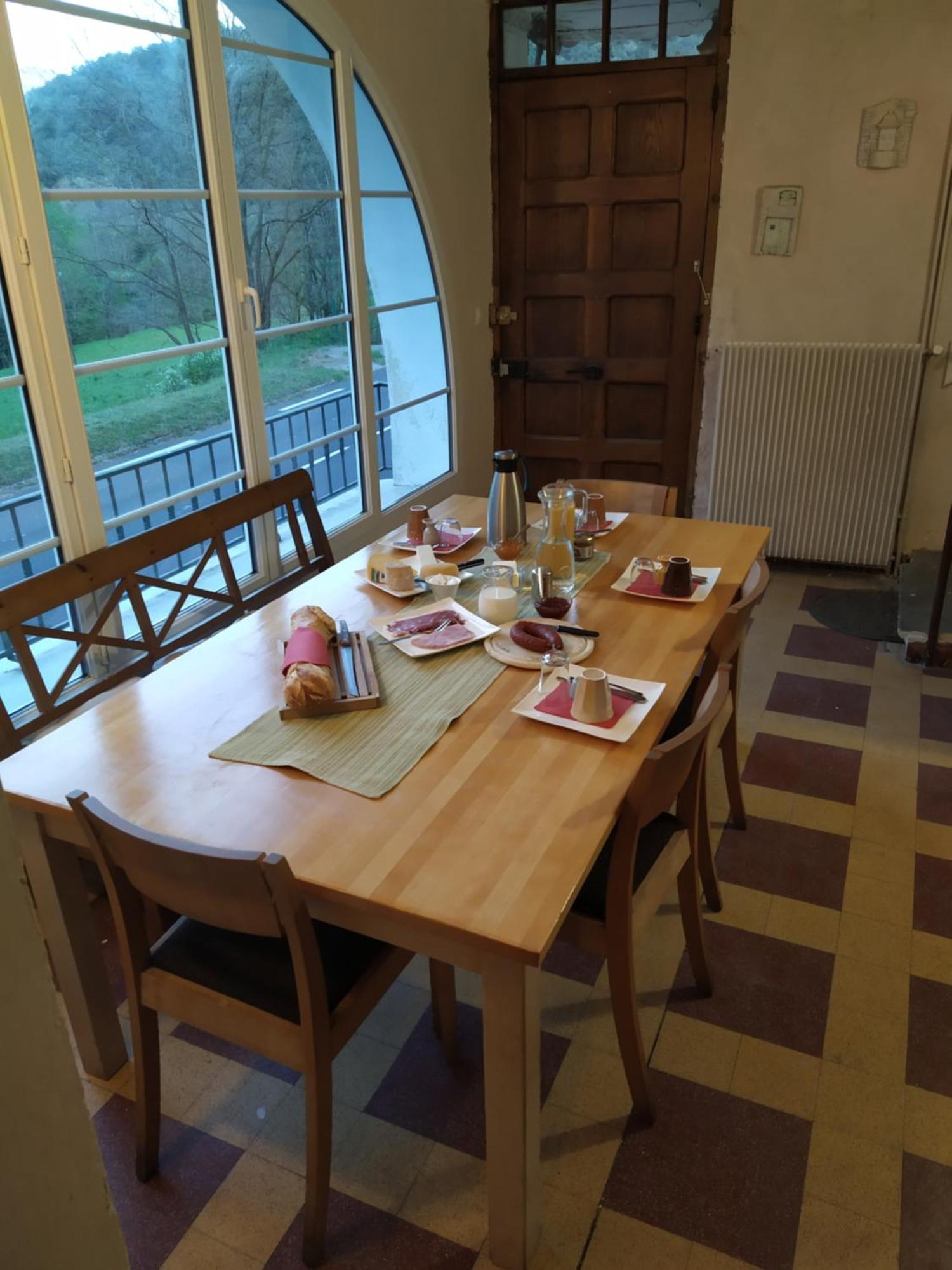 La Grenouille Bed & Breakfast วาลเลอโรก ภายนอก รูปภาพ